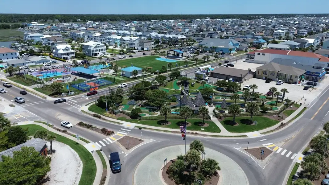 Aerial view of the Riverlake community in Supply, NC, showing layout and nearby surroundings (Image 7). Aerial view of the Riverlake community in Supply, NC, showing layout and nearby surroundings (Image 7).