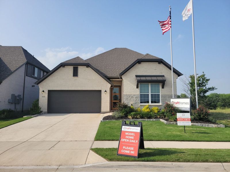 Front exterior of a home in the Mercer Meadows community, located in Royse City, TX (Image 2). Front exterior of a home in the Mercer Meadows community, located in Royse City, TX (Image 2).