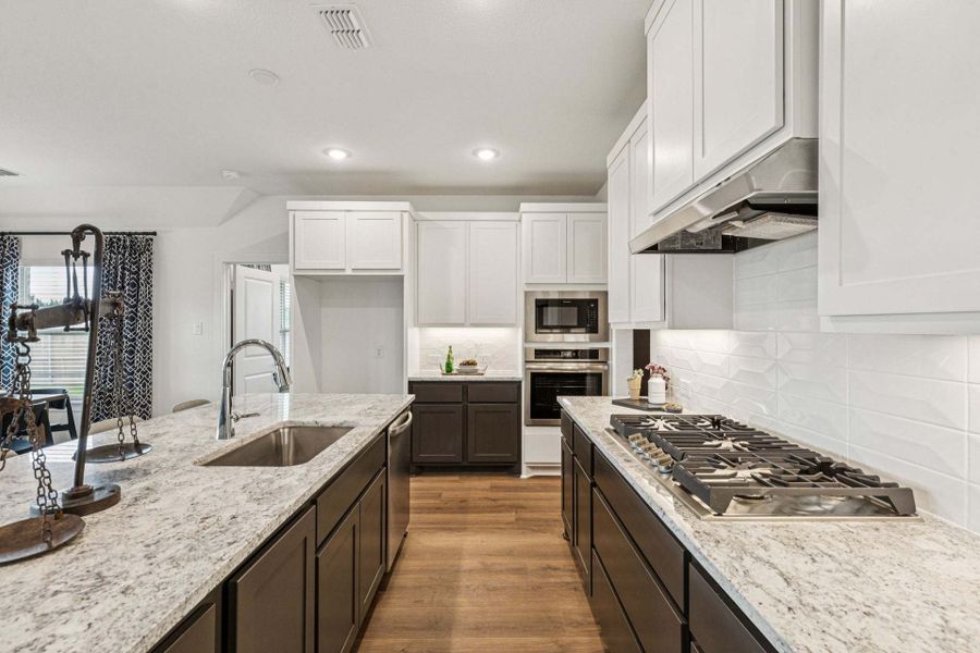 Dove Hollow III,75165