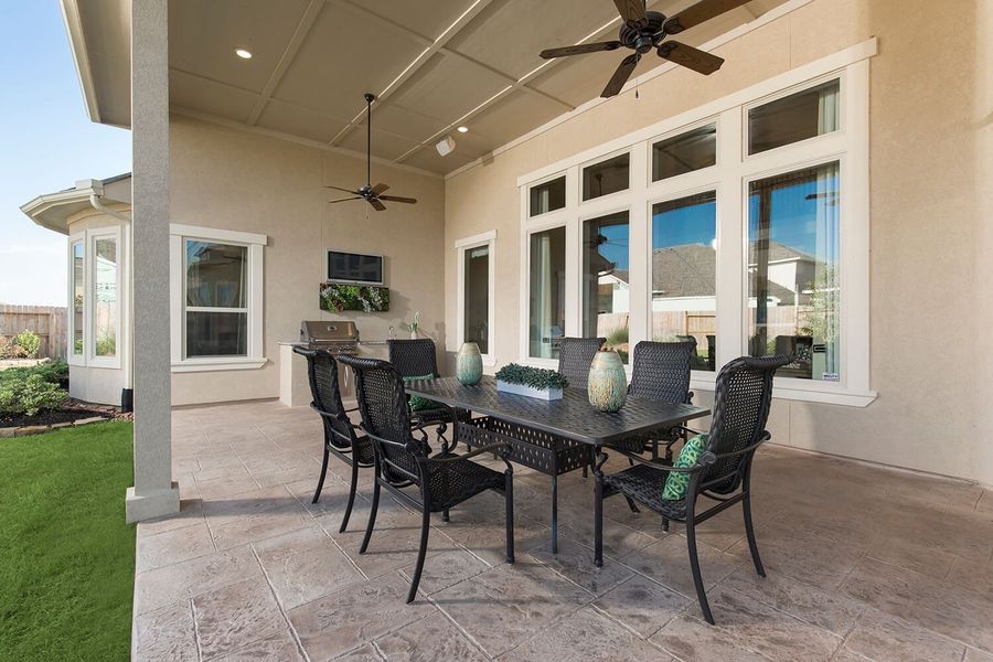 Furnished interior in a model home at Towne Lake 80' in Cypress (Image 13). Furnished interior in a model home at Towne Lake 80' in Cypress (Image 13).