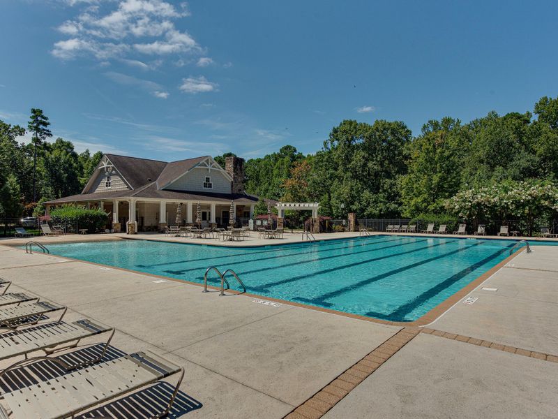 Community amenity available to residents of Edgewater on Lake Tillery Inland in Norwood (Image 12).