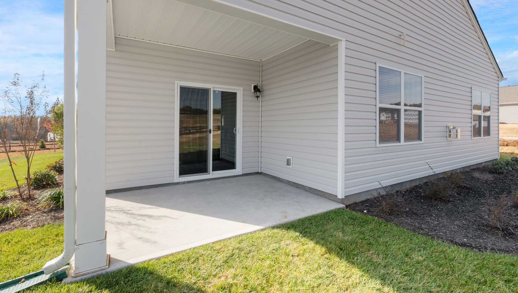 Front exterior of a home in the Sage Grove community, located in Lyman, SC (Image 1).