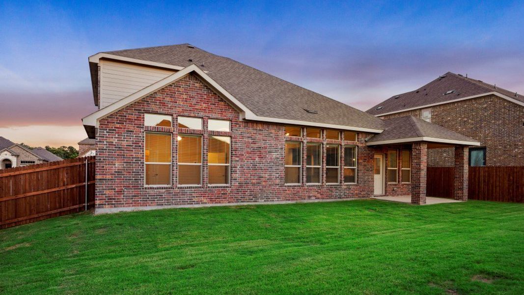 Exterior details of a home in Eden Ranch, Arlington (Image 12).