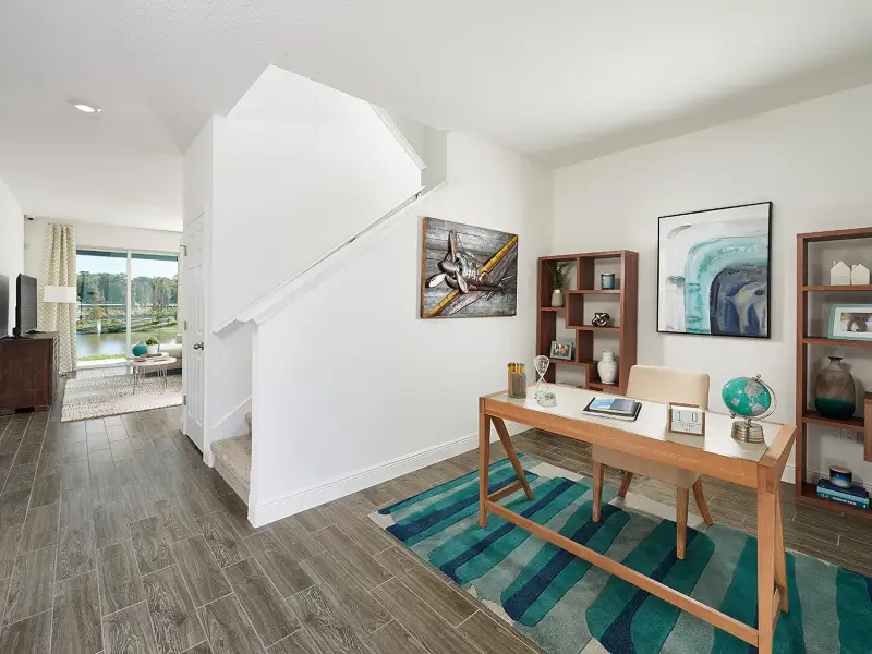 Image 11 of the Hawks Crest Townhomes community in Winter Park, FL.