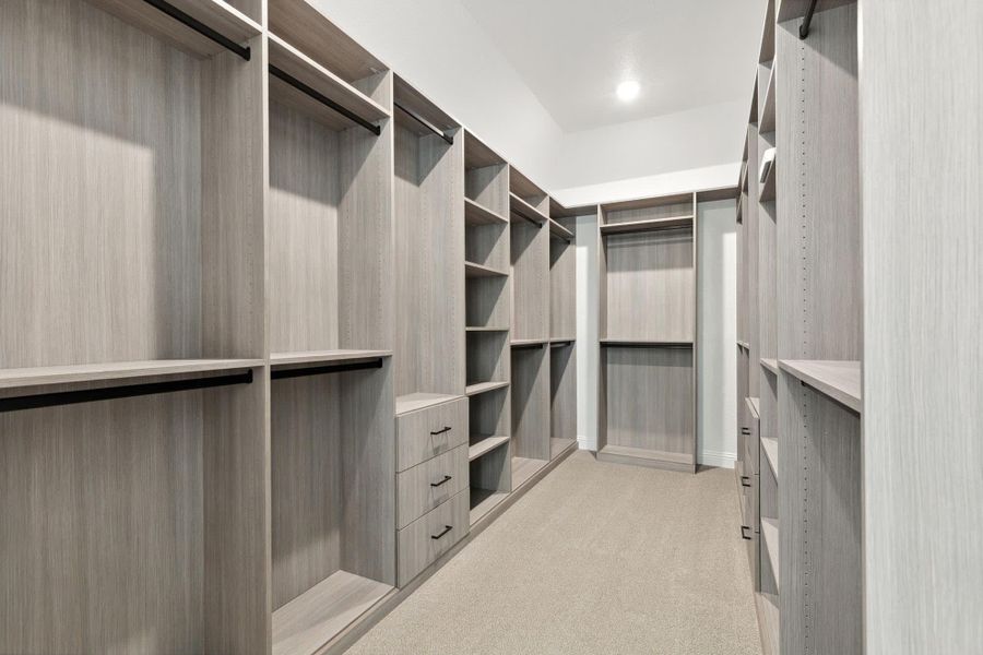 Walk-In Closet | Concept 3441 at Paloma Ranch in New Fairview, TX by Landsea Homes