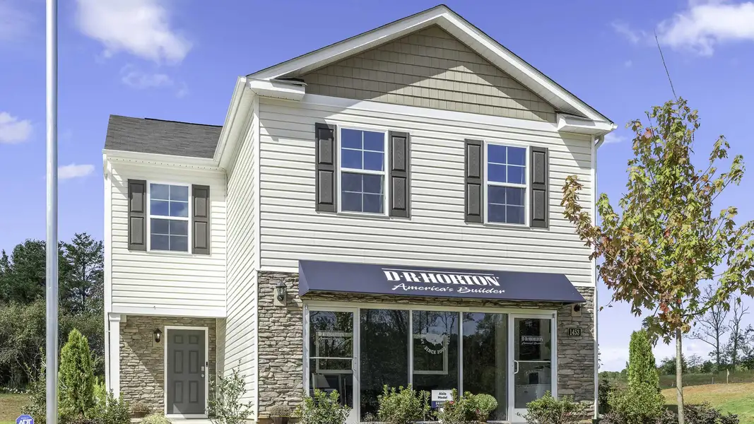 Front exterior of a home in the Chandler Pointe community, located in Rural Hall, NC (Image 3).