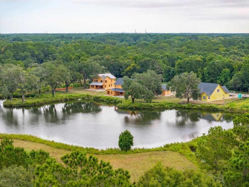 Homes under construction in the Vineyard Lakes community in Johns Island, SC (Image 10).