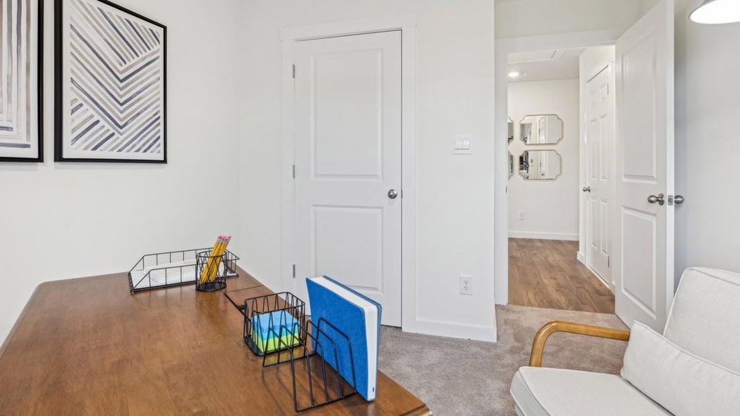 Furnished interior in a model home at Battle Ridge in Jefferson City (Image 25).