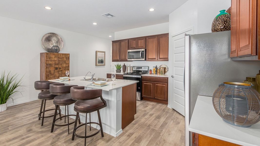 Furnished interior in a model home at Roadrunner Estates in Tucson (Image 16).