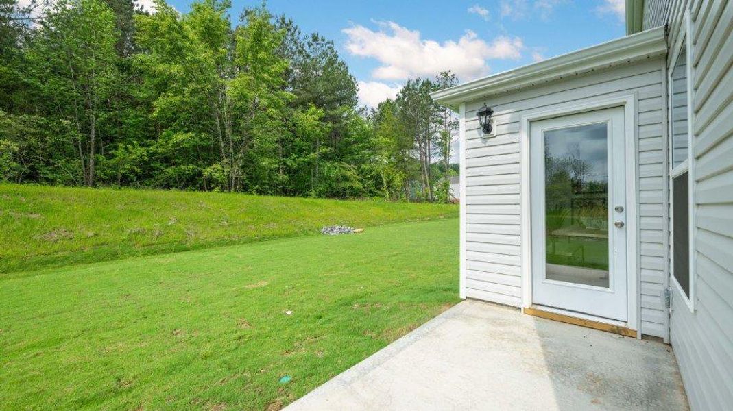 Exterior details of a home in Byrd Farms, Dayton (Image 4).