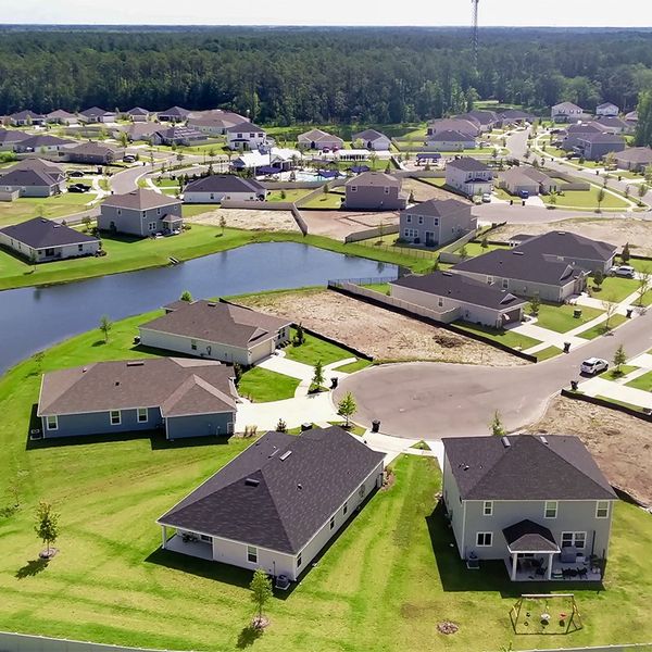 Aerial view of the Anabelle Island - Executive Series community in Green Cove Springs, FL, showing layout and nearby surroundings (Image 1).