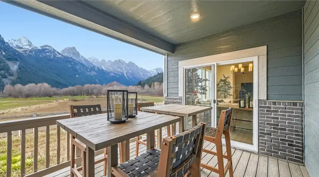 Exterior details of a home in Timber Lark, Fort Collins (Image 3). Exterior details of a home in Timber Lark, Fort Collins (Image 3).