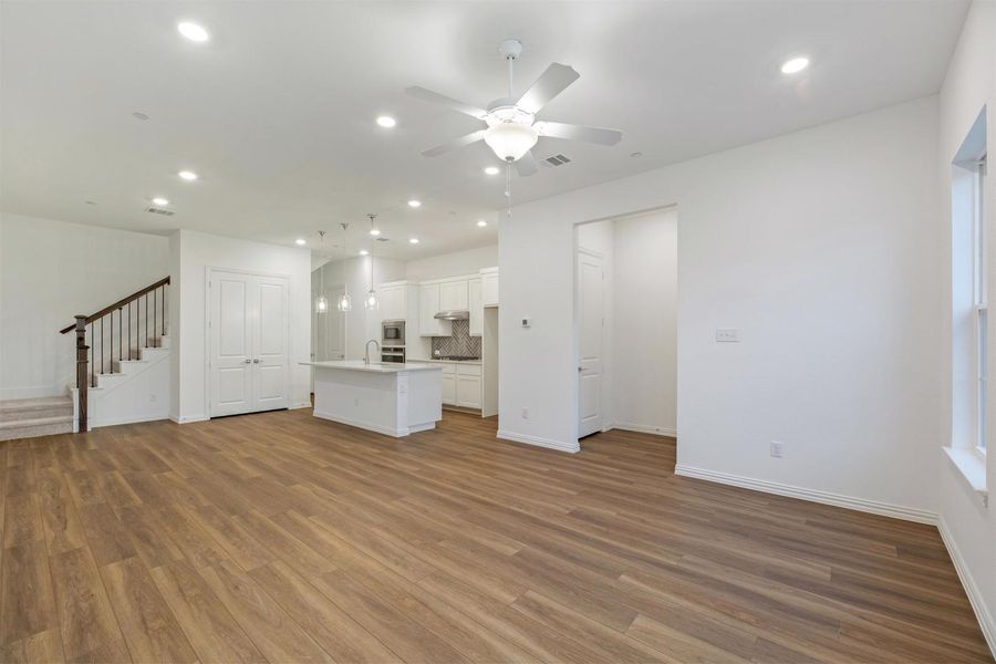 Image 78 of the Legends Crossing - Bungalows community in Irving, TX.