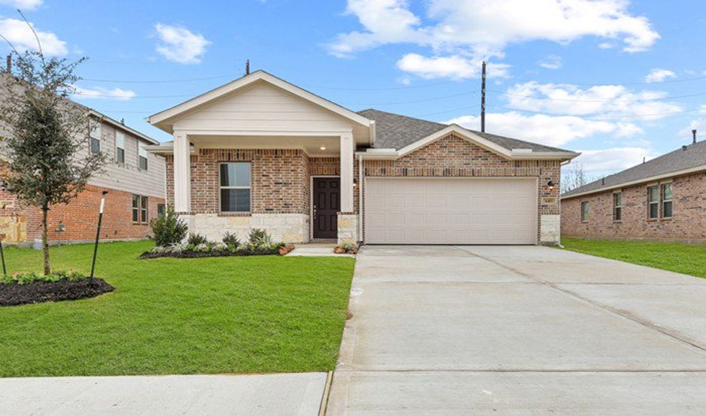 Image 2 of the Legends Bay community in Baytown, TX.