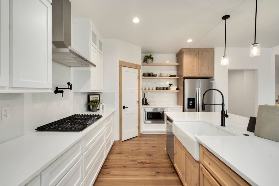 Kinston Centerra,80538 Kinston Centerra,80538