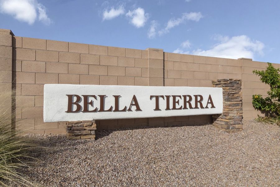 Entrance to the Bella Tierra Horizon community in Tucson, AZ, featuring signage and landscaping (Image 2).