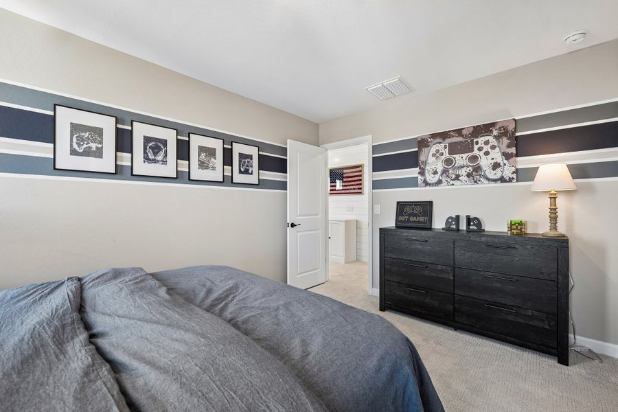 El Cidro New Homes in Goodyear, AZ.  - Slide 30