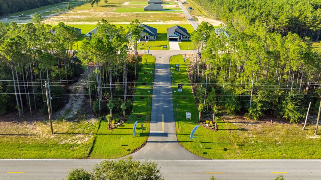 Front exterior of a home in the Clear Water Landing community, located in Milton, FL (Image 19).