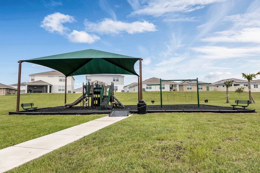 Image 34 of the Forest Lake community in Davenport, FL.