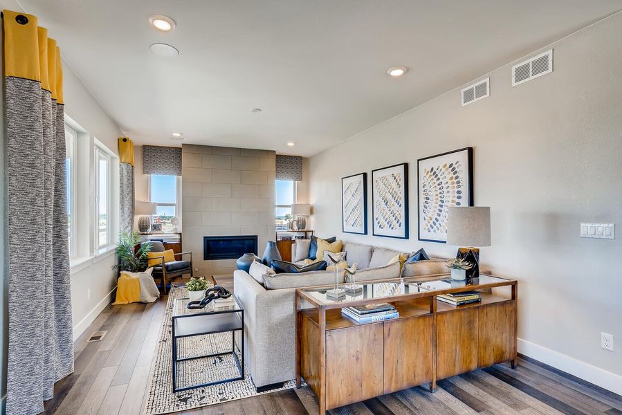 Image 9 of the Enclave at Pine Grove community in Parker, CO.