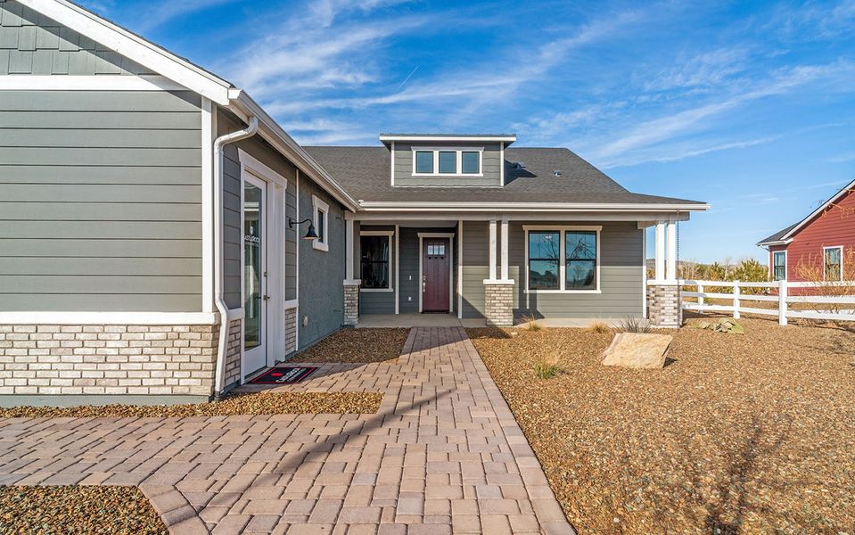 Front exterior of a home in the Heritage Pointe community, located in Chino Valley, AZ (Image 2).