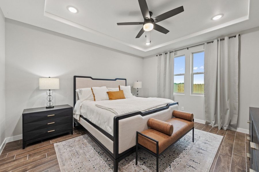 Furnished interior in a model home at The Heights at Riverbend II in Brownsville (Image 31).