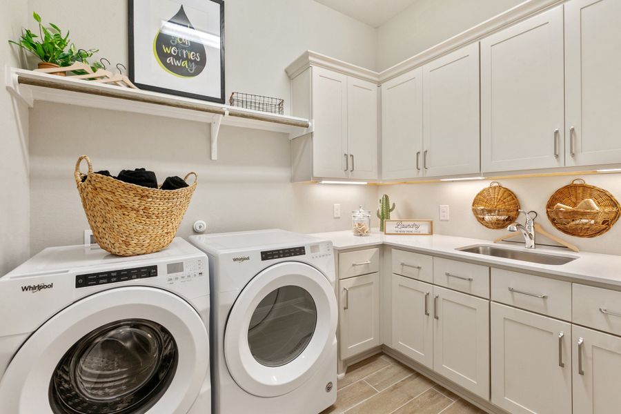 Furnished interior in a model home at Persimmon in Buda (Image 19).