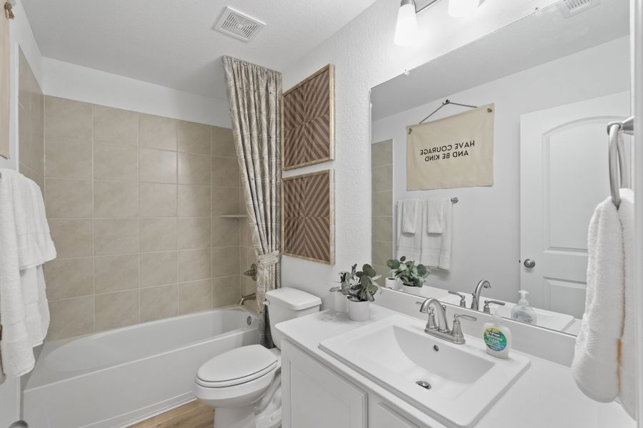 Colony at Pinehurst Bathroom Colony at Pinehurst Bathroom