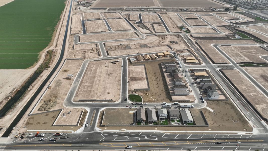 Site preparation and early development at Tyler Ranch in Buckeye, AZ (Image 25).