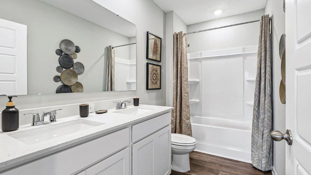 Furnished interior in a model home at Wynnstone in Davenport (Image 43).
