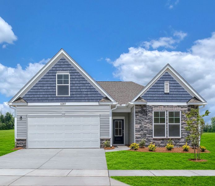 Front exterior of a home in the Hickory Run community, located in New Bern, NC (Image 16).