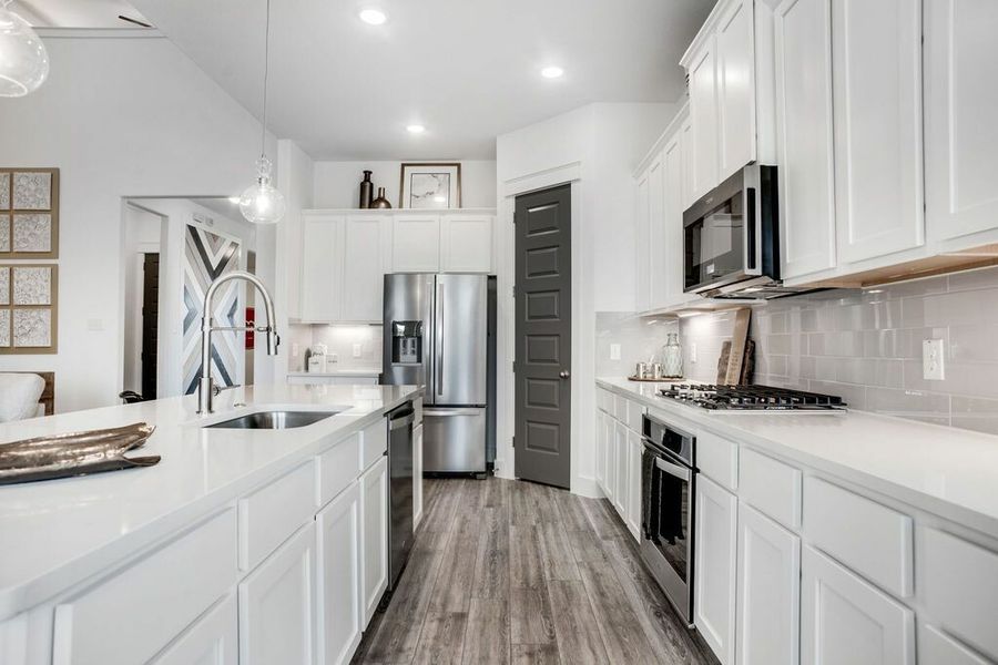 Image 39 of the Arrowbrooke 60s community in Aubrey, TX.