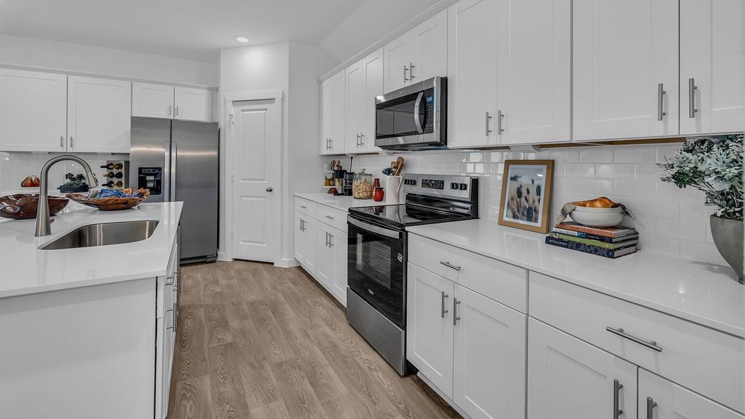 Furnished interior in a model home at Sonoma Oaks in Fredericksburg (Image 22).