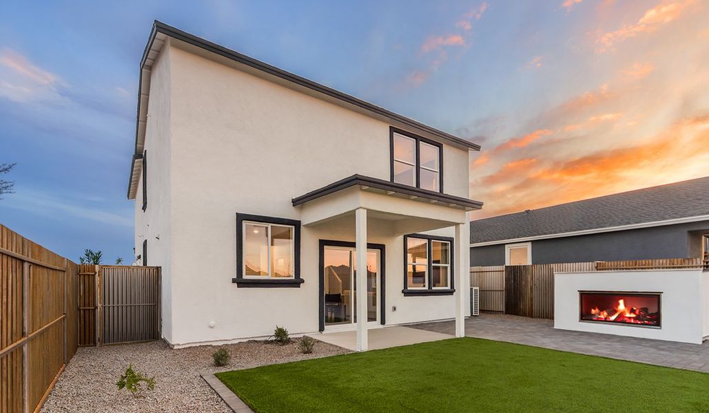 Exterior details of a home in Redford Estates, Tucson (Image 11).