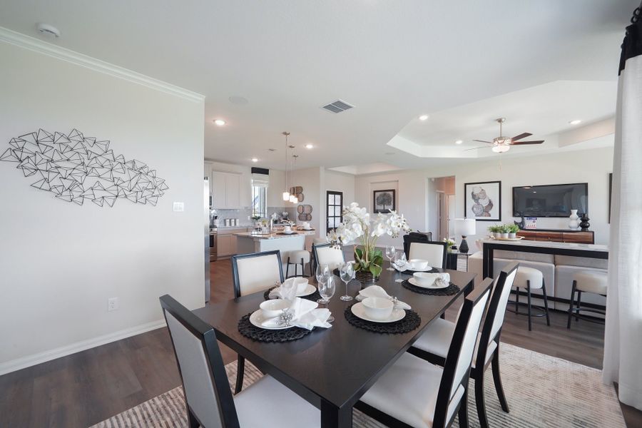 Blue Jays Landing Model Home – Madison – Dining Blue Jays Landing Model Home – Madison – Dining