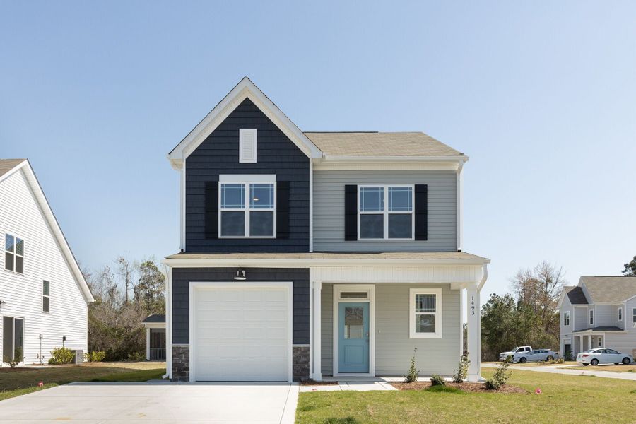 Front exterior of a home in the Bedford community, located in Raeford, NC (Image 16).