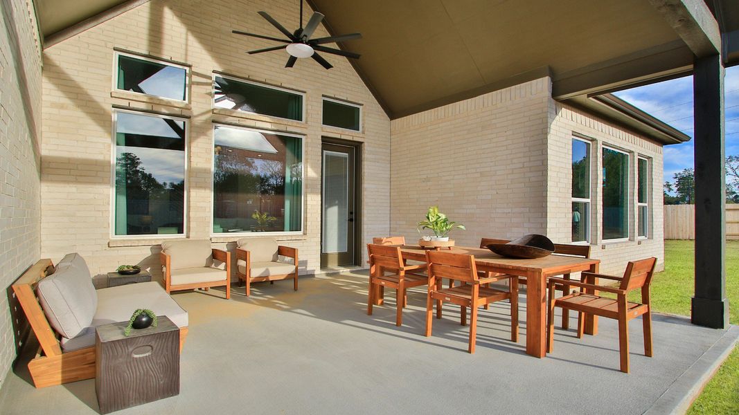 Exterior details of a home in Sundance Cove, Crosby (Image 4).