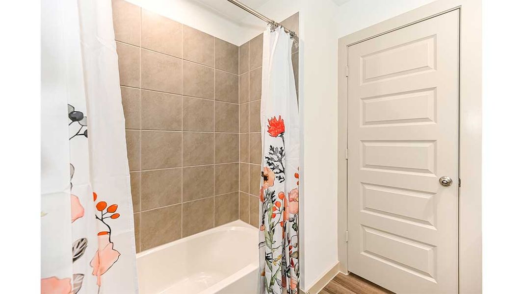 Image 18 of the Palm Royal Estates community in Baytown, TX. Image 18 of the Palm Royal Estates community in Baytown, TX.