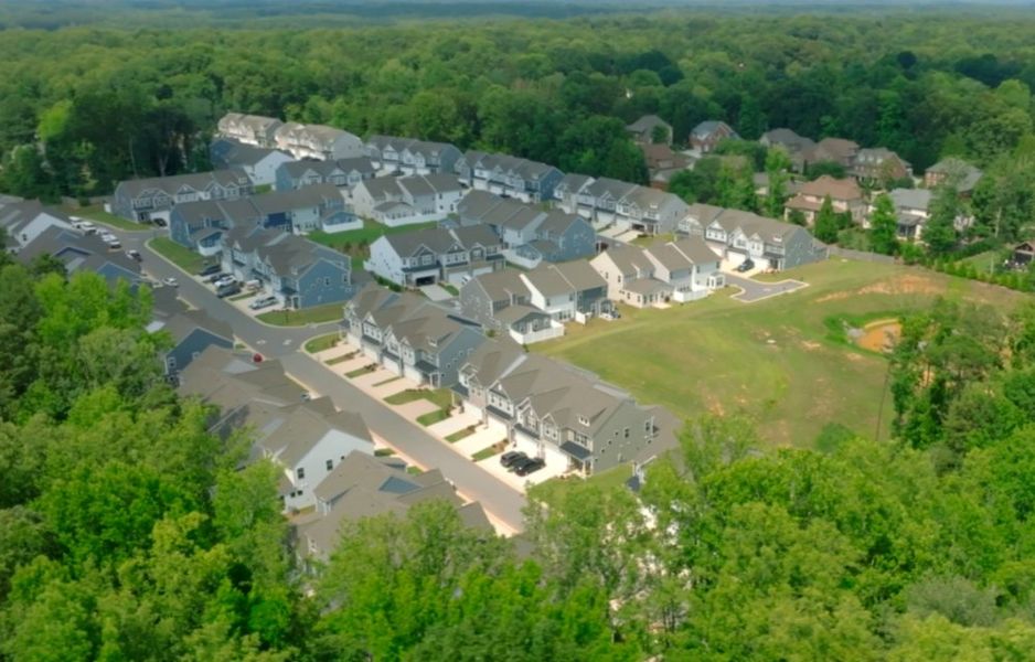 Aerial view of the Harbor Crossing community in Greensboro, NC, showing layout and nearby surroundings (Image 1). Aerial view of the Harbor Crossing community in Greensboro, NC, showing layout and nearby surroundings (Image 1).