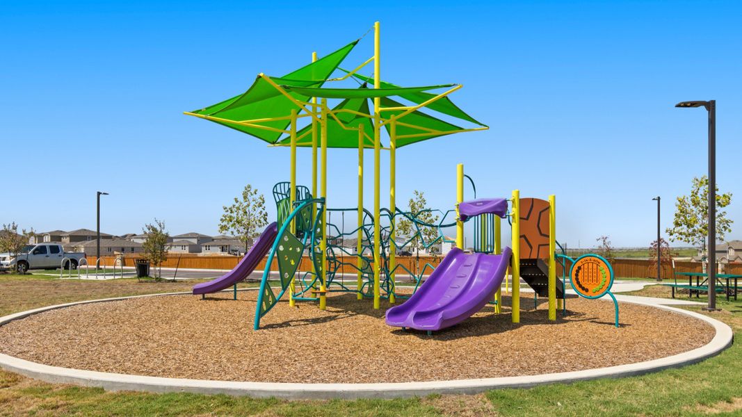 Cinco Lakes Playground