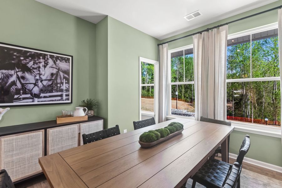 Spacious Dining Area