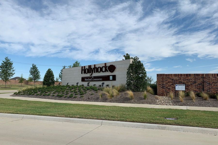 Image 48 of the Hollyhock community in Frisco, TX.