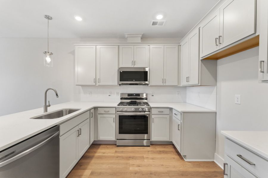 Image 17 of the Renaissance Place community in Greenville, SC.