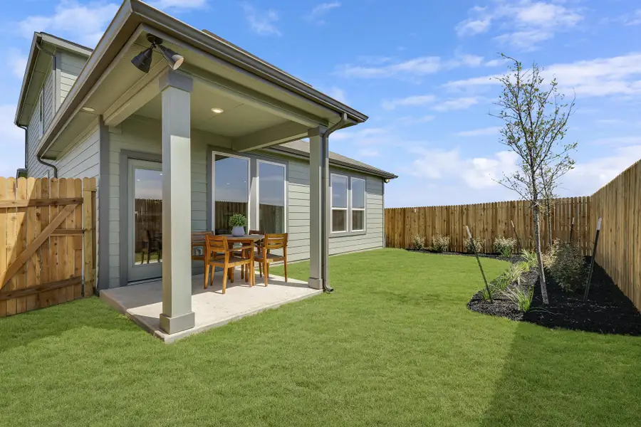 Fairway Crossing Model - Ellis