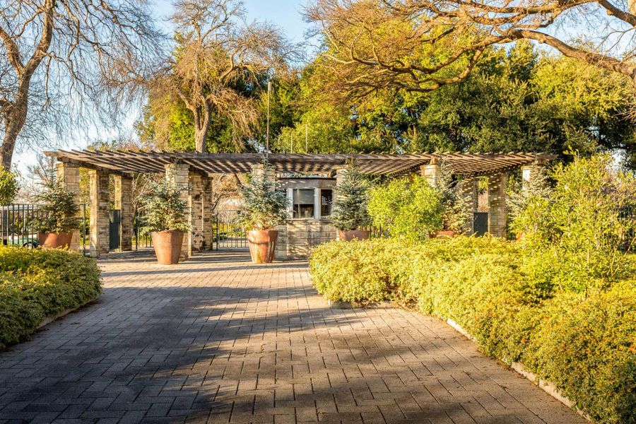 Image 23 of the The Grove at White Rock Hills – Gardens community in Dallas, TX.