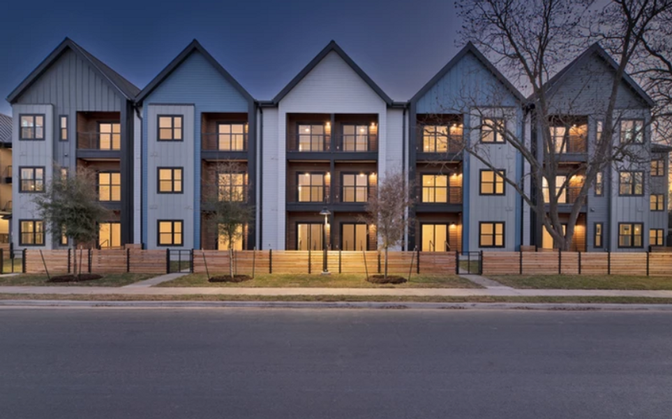 Image 3 of the HOM Condominiums community in Austin, TX.
