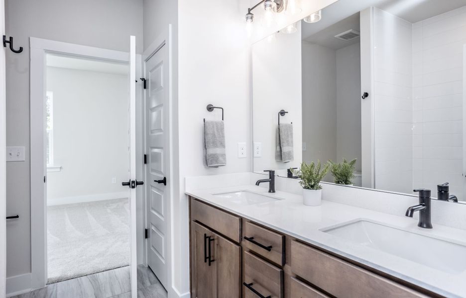 Image 23 of the Johnson Pond community in Fuquay Varina, NC. Image 23 of the Johnson Pond community in Fuquay Varina, NC.