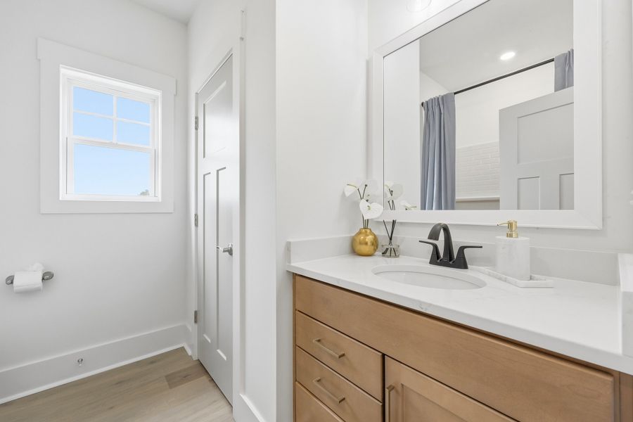 Carolyn II - Primary Bath