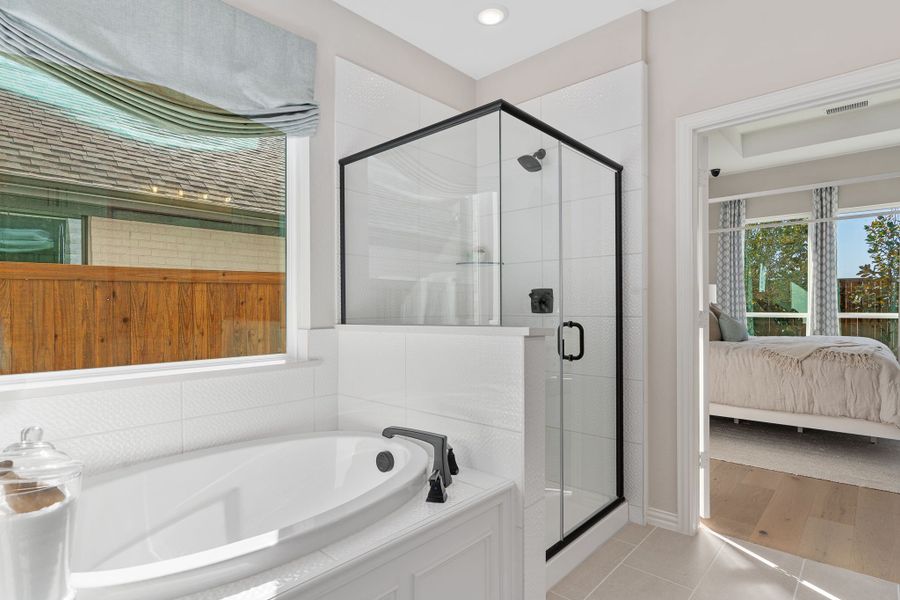 Furnished interior in a model home at Sweetgrass 50s in Haslet (Image 36).