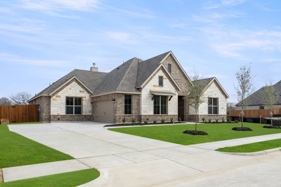 Front exterior of a home in the Massey Meadows community, located in Midlothian, TX (Image 4).